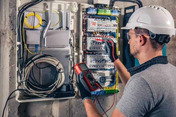 Best Commercial Electrician Services  in Bear, DE