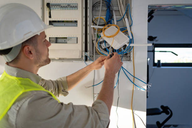 Best Commercial Electrician Services  in Bear, DE